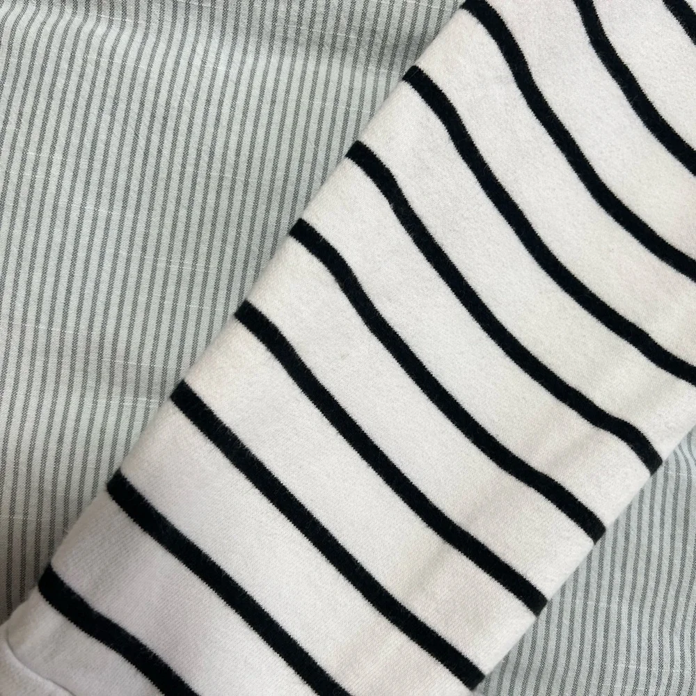 Ralph Lauren White & Black Striped Hooded Pullover - Picture 8 of 13